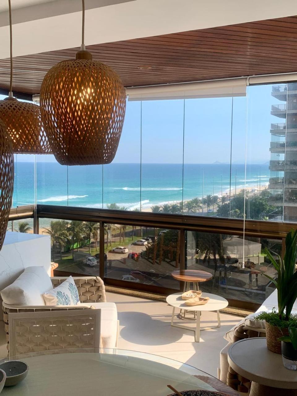 Lindo Apto No Melhor Lugar Da Barra Da Tijuca! Com Uma Vista De Tirar O Folego, Frente Para O Mar! Totalmente Equipado E Decorado Ao Lado Dos Melhores Hoteis E Quiosques Da Barra! Portaria 24H, Piscina, Sauna, Jacuzzi, Academia, Garagem, Wi-Fi, Lavan Rio de Janeiro Exteriör bild