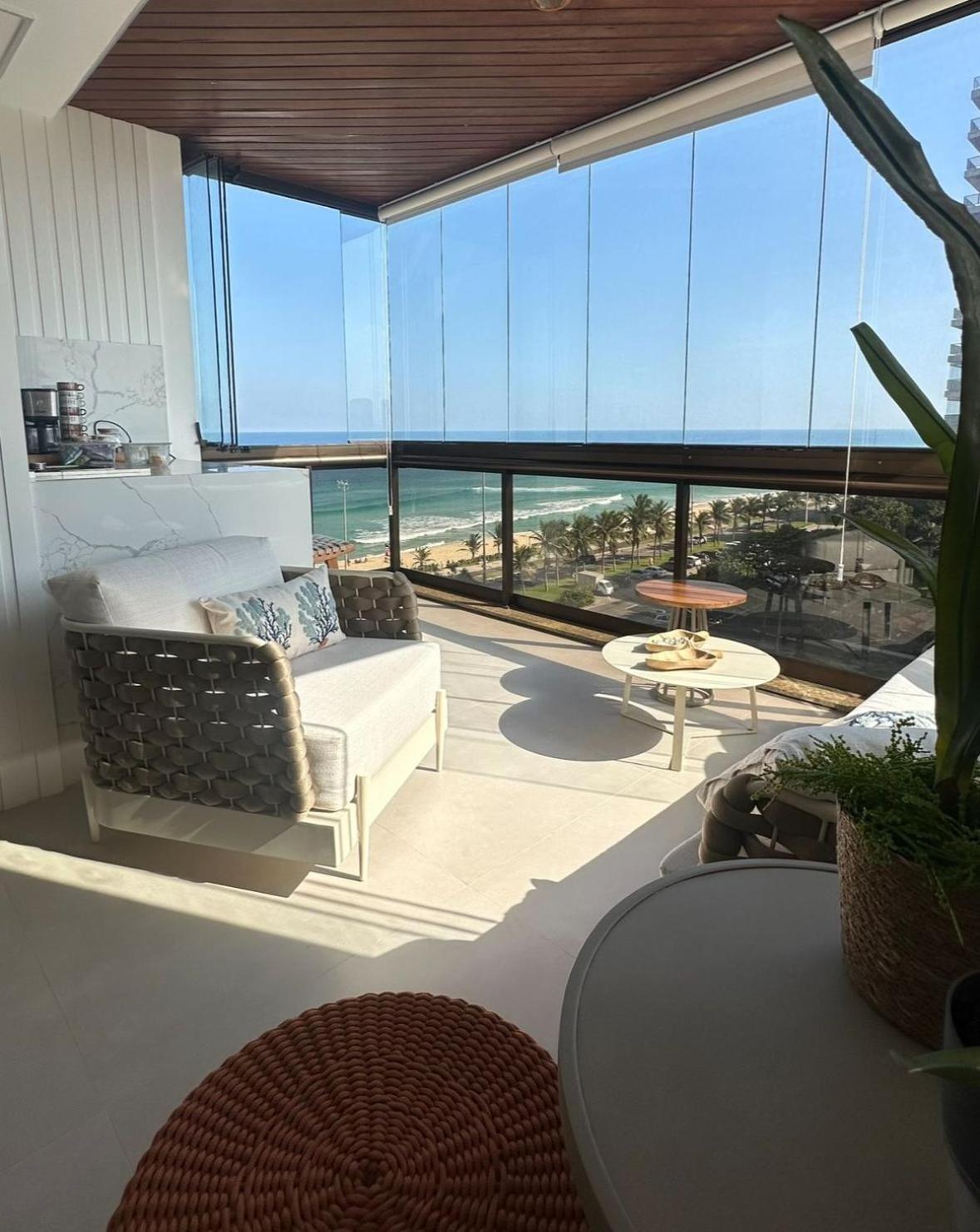 Lindo Apto No Melhor Lugar Da Barra Da Tijuca! Com Uma Vista De Tirar O Folego, Frente Para O Mar! Totalmente Equipado E Decorado Ao Lado Dos Melhores Hoteis E Quiosques Da Barra! Portaria 24H, Piscina, Sauna, Jacuzzi, Academia, Garagem, Wi-Fi, Lavan Rio de Janeiro Exteriör bild