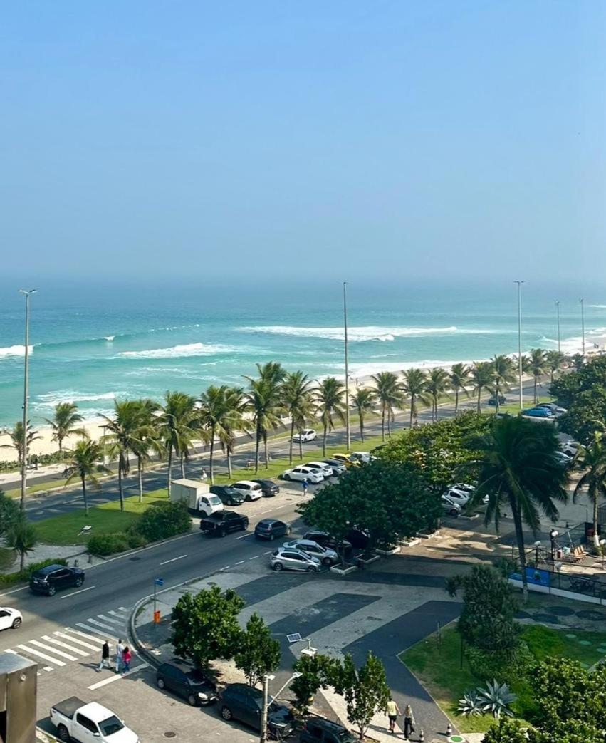 Lindo Apto No Melhor Lugar Da Barra Da Tijuca! Com Uma Vista De Tirar O Folego, Frente Para O Mar! Totalmente Equipado E Decorado Ao Lado Dos Melhores Hoteis E Quiosques Da Barra! Portaria 24H, Piscina, Sauna, Jacuzzi, Academia, Garagem, Wi-Fi, Lavan Rio de Janeiro Exteriör bild